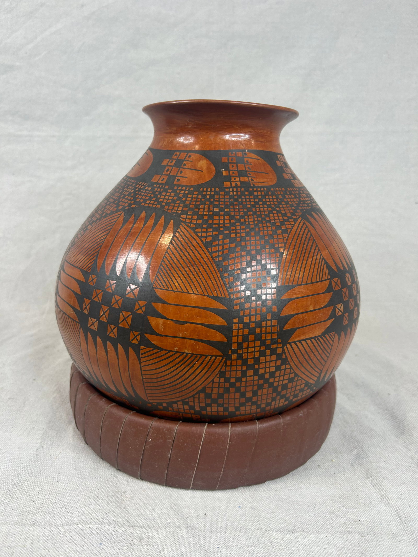 Signed Geometric Patterned Pottery Vase with Stand - 2
