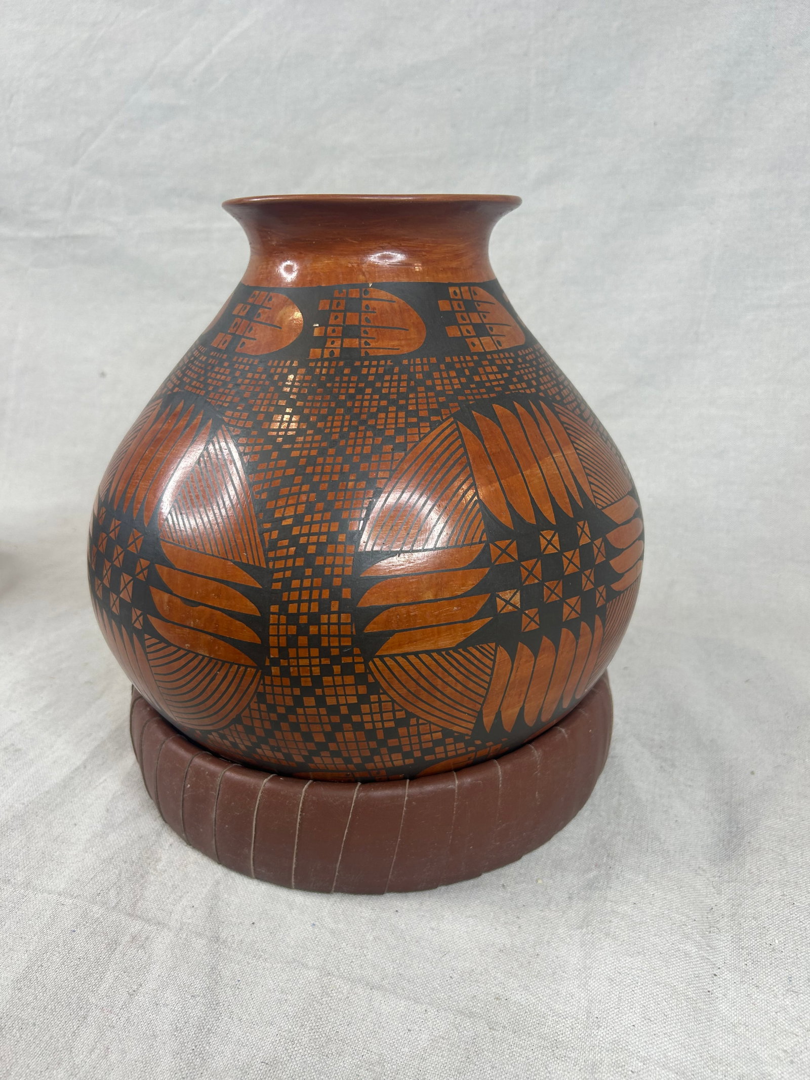 Signed Geometric Patterned Pottery Vase with Stand - 4
