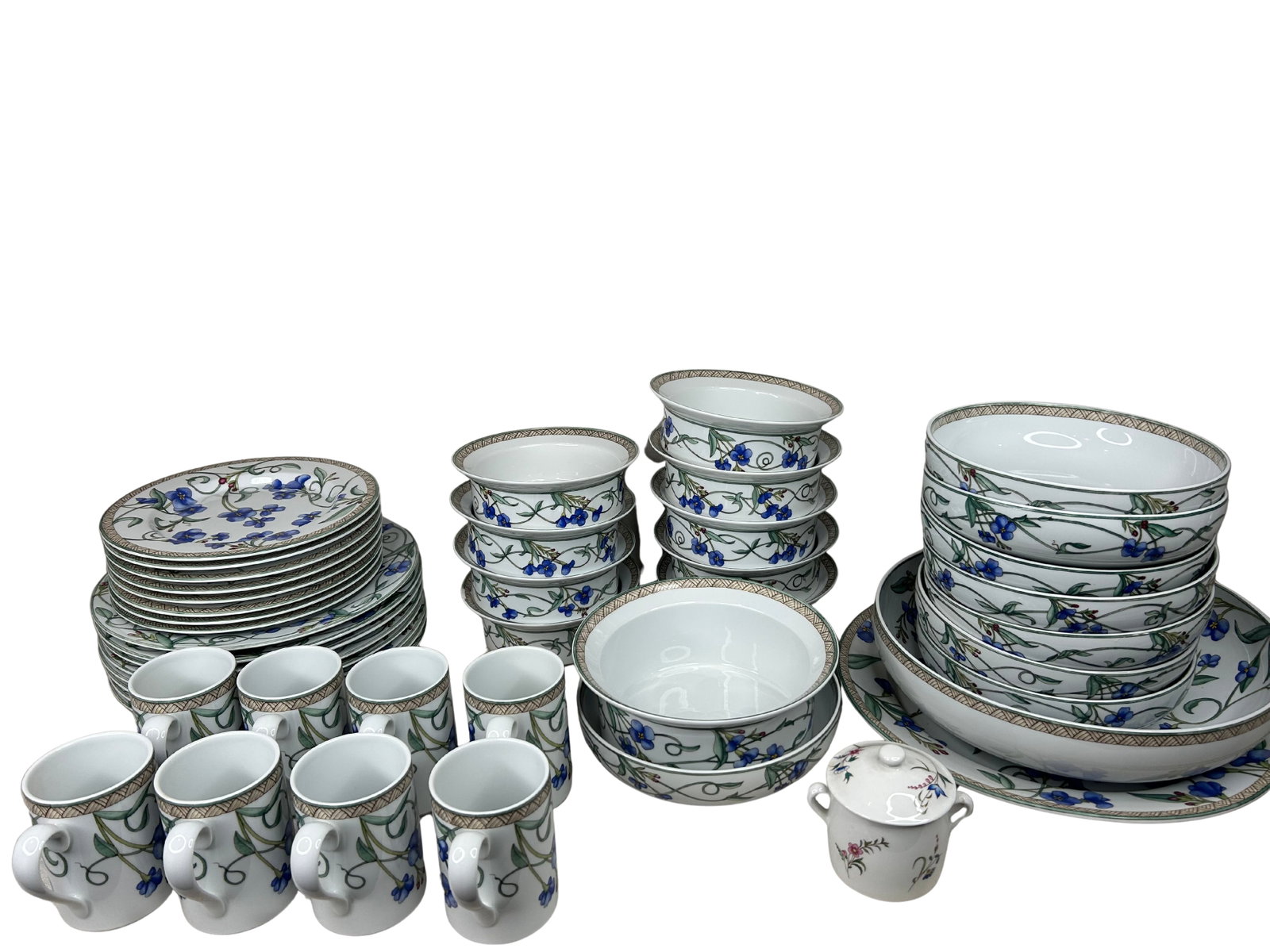 Dansk Umbrian Flowers 44-Piece Ceramic Dining Set (1 of 19)