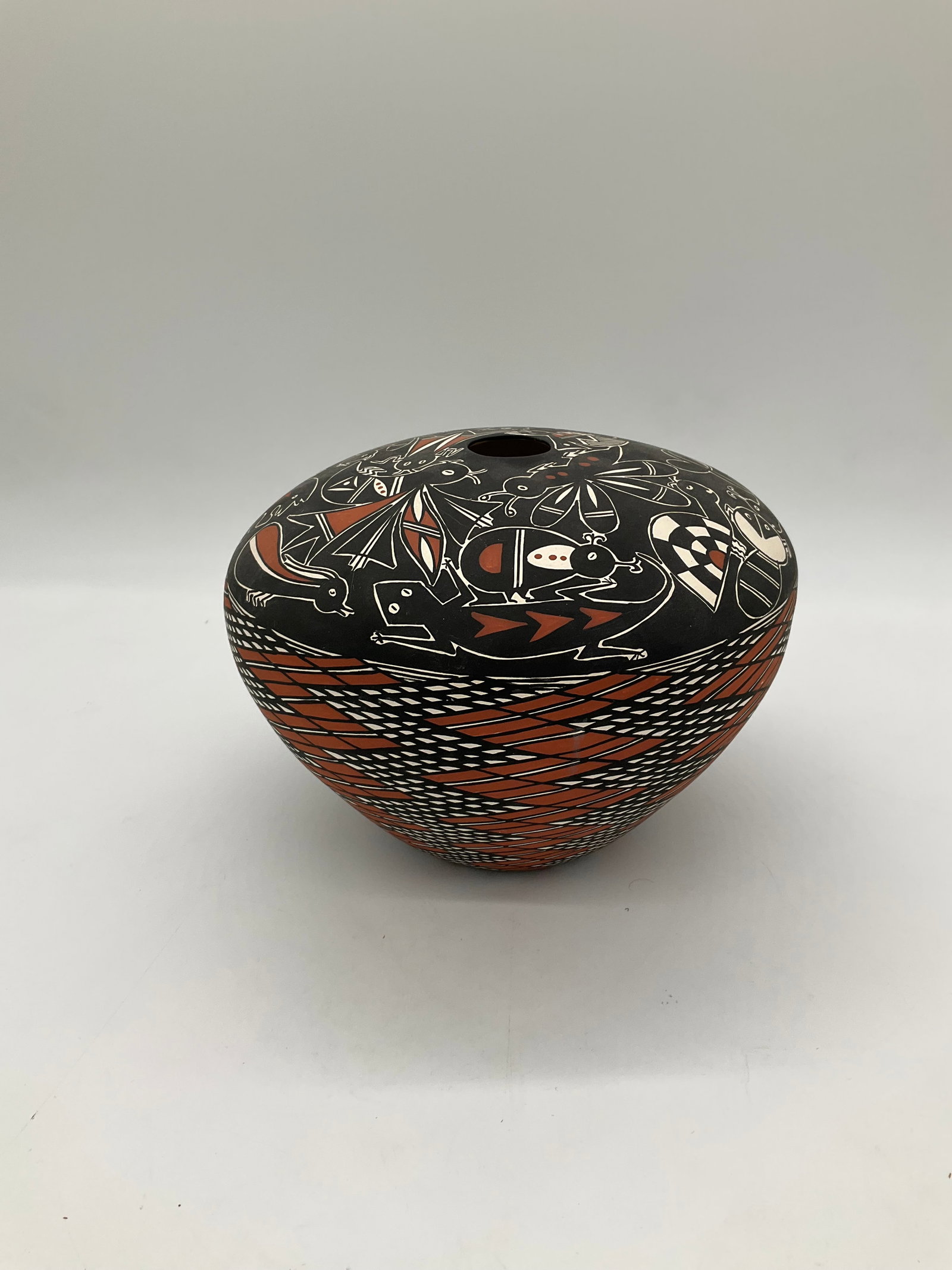 Manuel Martinez Acoma Pueblo Ceramic Pot with Insect and Geometric Motifs (1 of 6)