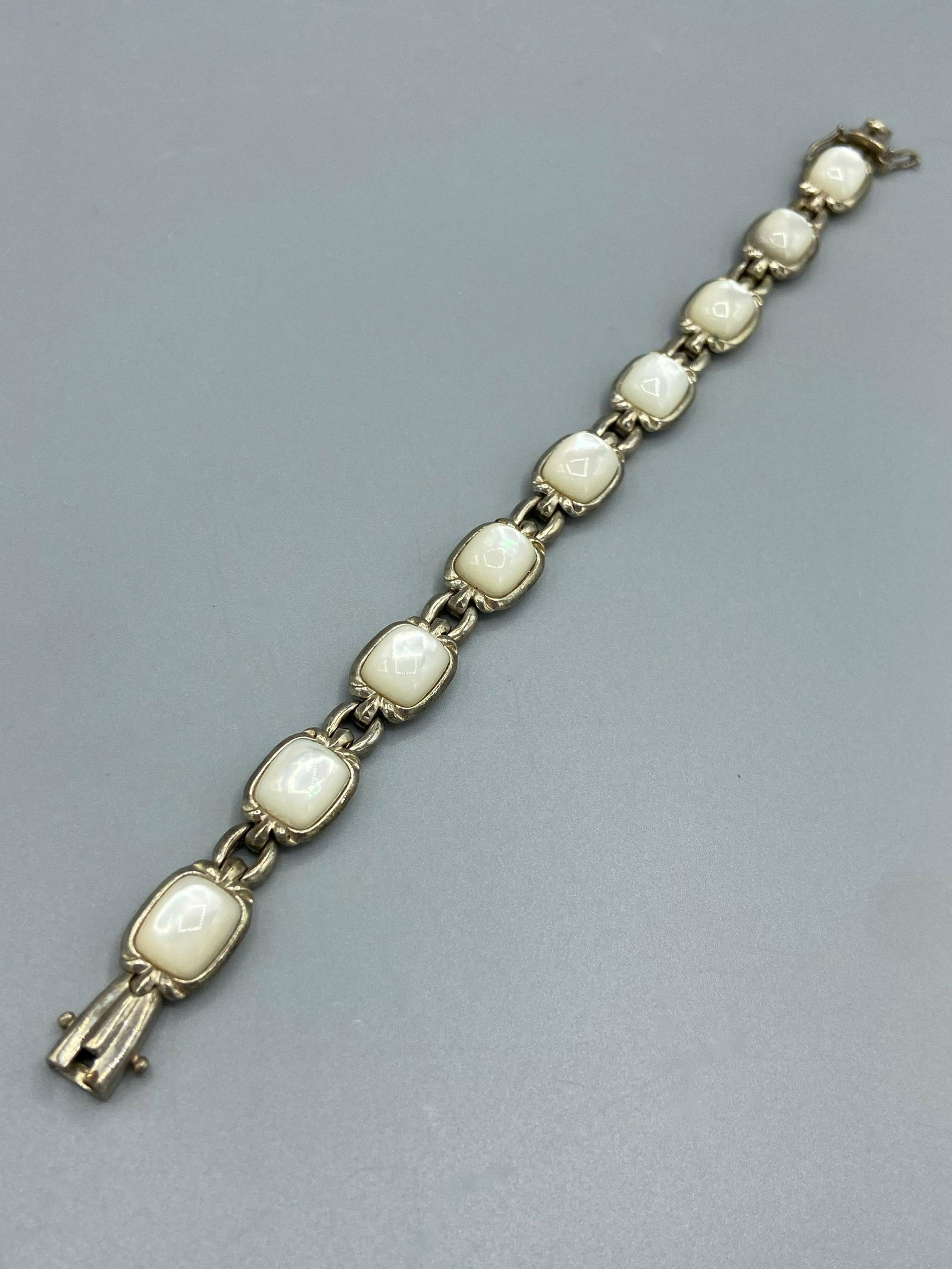 Vintage Mother of Pearl Cabochon Sterling Silver (1 of 9)