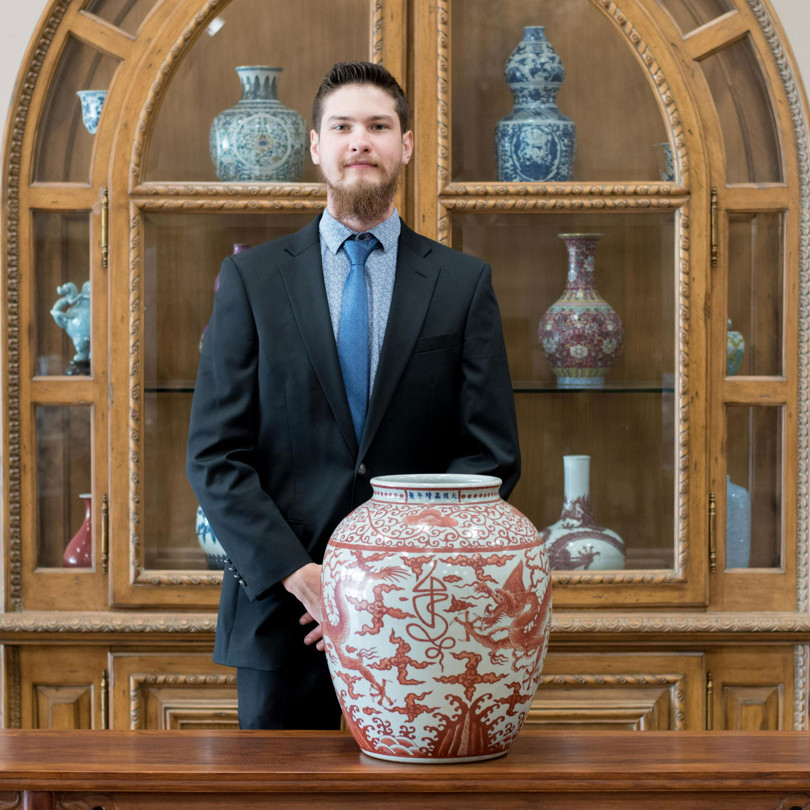 MING IRON RED CRANES MOTIF JAR (1 of 11)