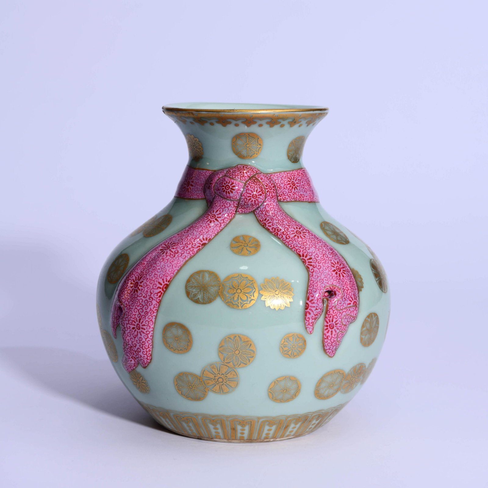 A Gilt Celadon-Glazed Floral Bundle Vase: A Gilt Celadon-Glazed Floral Bundle Vase Width:16.5cm, Height:18cm Good Conditions.Please bid with responsibility. All Lot items sold as is.