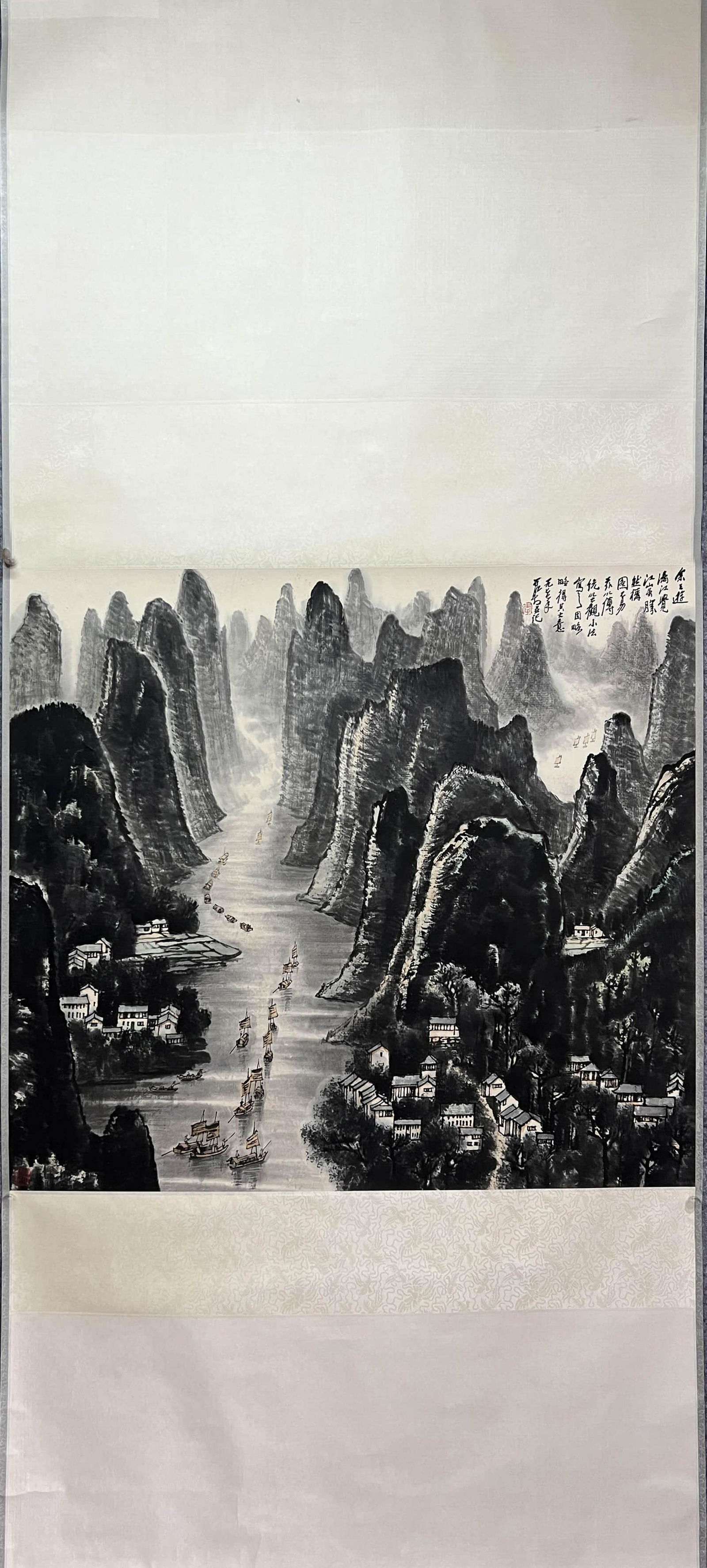 LI KERAN, Chinese Landscape Painting Paper Hanging Scroll (1 of 9)