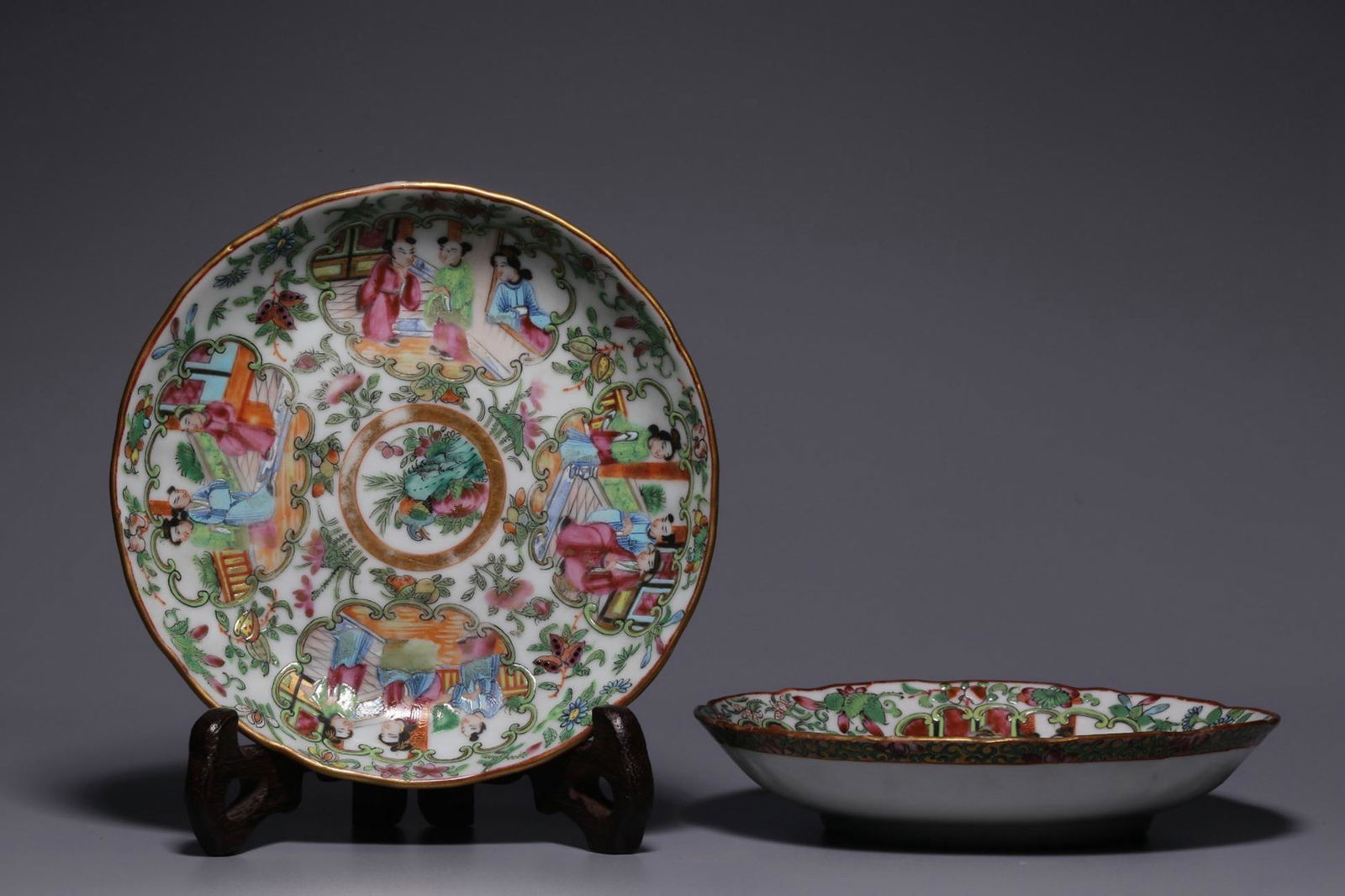 Pair Of Guangcai Figure Landscape Dishes (1 of 7)