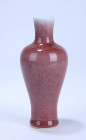 A PEACHBLOOM-GLAZED VASE