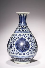 A BLUE AND WHITE 'SCROLLING FLORAL' YUHUCHUN VASE