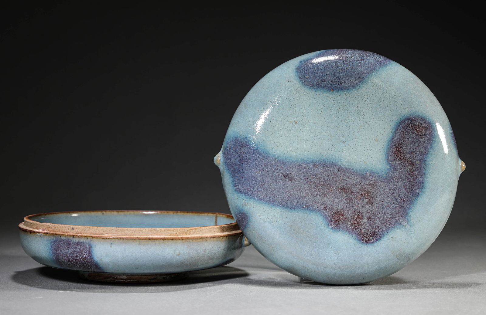 A JUN TYPE COVERED BOX (1 of 5)