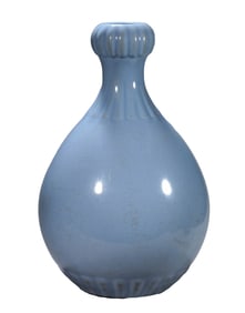 A SKY-BLUE GLAZED GARLIC-HEAD VASE