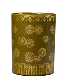 A TEA-DUST GLAZED GILT-DECORATED 'CHRYSANTHEMUM' BRUSH POT