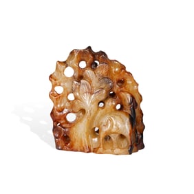 A LIAO 'DEER IN AUTUMN MOUNTAINS' JADE INCENSE FINIAL