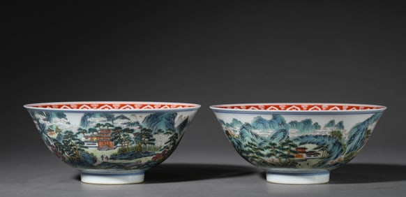 A PAIR OF FAMILLE ROSE 'LANDSCAPE AND FIGURE' BOWLS