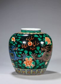 A BLACK-GLAZED 'DRAGON AND PEARL' JAR