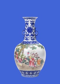 A BLUE AND WHITE WITH FAMILLE ROSE 'CHILDREN AT PLAY' VASE