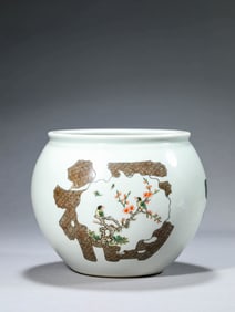 A WUCAI 'FU LU SHOU' JAR