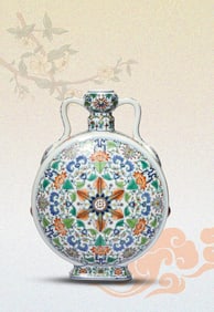 A DOUCAI 'EUROPEAN FLOWER' MOONFLASK