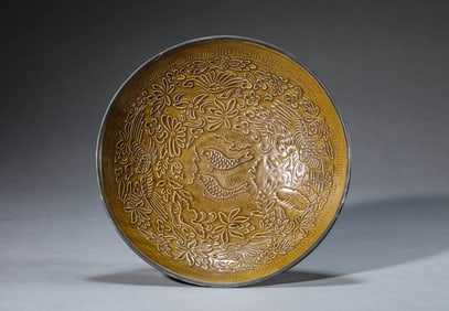 A JIZHOU-TYPE 'CARVED DOUBLE FISH' DISH
