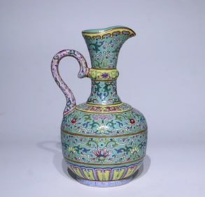 A FAMILLE ROSE TURQUOISE-GREEN GROUND 'INTERLOCKING FLOWERS' SPRINKLER