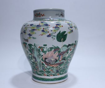 A WUCAI 'BEASTS' JAR