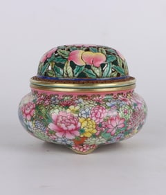 A GOLD-GROUND FAMILLE ROSE 'MILLEFLEURS' SMALL CENSER