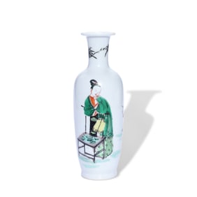 A WUCAI 'MOTHER TEACHING SON' VASE