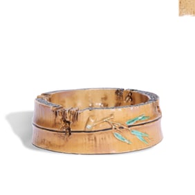 A FAMILLE ROSE BAMBOO-JOINT WASHER