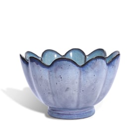 A JUN-TYPE 'LOTUS-FORM' WARMING BOWL
