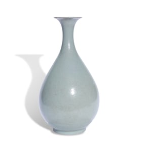A RU-TYPE CELADON YUHUCHUNPING