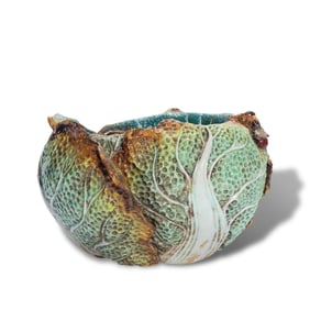 A FAMILLE ROSE CABBAGE-FORM WASHER