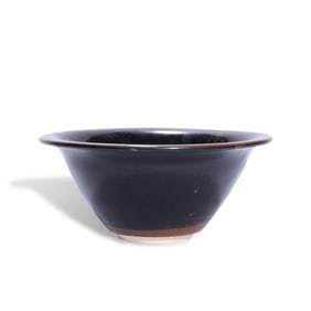 A JIZHOU 'LEAF' BOWL