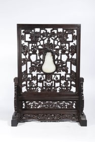 A RED SANDALWOOD AND JADE INLAY 'BAT AND SHOU' TABLE SCREEN