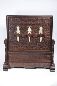 A RED SANDALWOOD AND JADE INLAY 'AUSPICIOUS CLOUDS' TABLE SCREEN