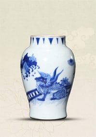 A BLUE AND WHITE 'PLANTAIN LEAF AND QILIN' JAR