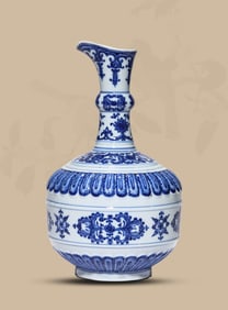 A BLUE AND WHITE 'FLORAL' EWER