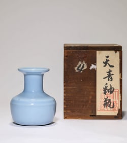A SKY-BLUE GLAZED VASE