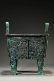 A BRONZE DING
