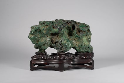 A MALACHITE MOUNTAIN SCULPTURE