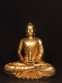 A FINE CRAFTED COPPER FIGURE OF SAKYAMUNI BUDDHA