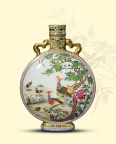 A YELLOW-GROUND 'LOTUS AND RUYI' MOONFLASK
