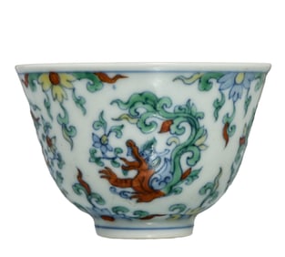 A DOUCAI 'DRAGON' CUP