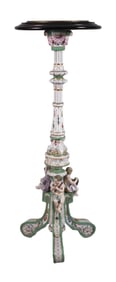 VENUS OF WILLENDORF-STYLE FLOWER COLUMN