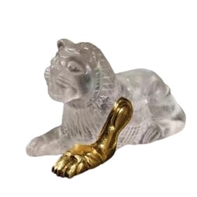 ROCK CRYSTAL LION SCULPTURE