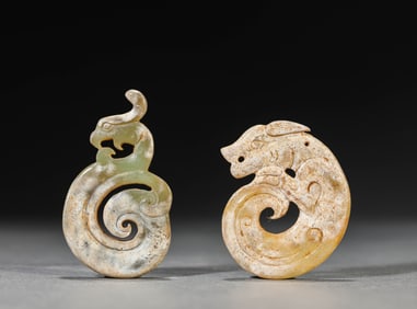A GROUP OF JADE ORNAMENTS