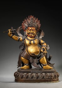 A LACQUERED BRONZE FIGURE OF BUDDHA