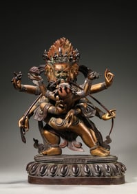 A LACQUERED BRONZE FIGURE OF BUDDHA