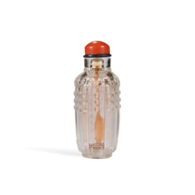 A CITRINE SNUFF BOTTLE