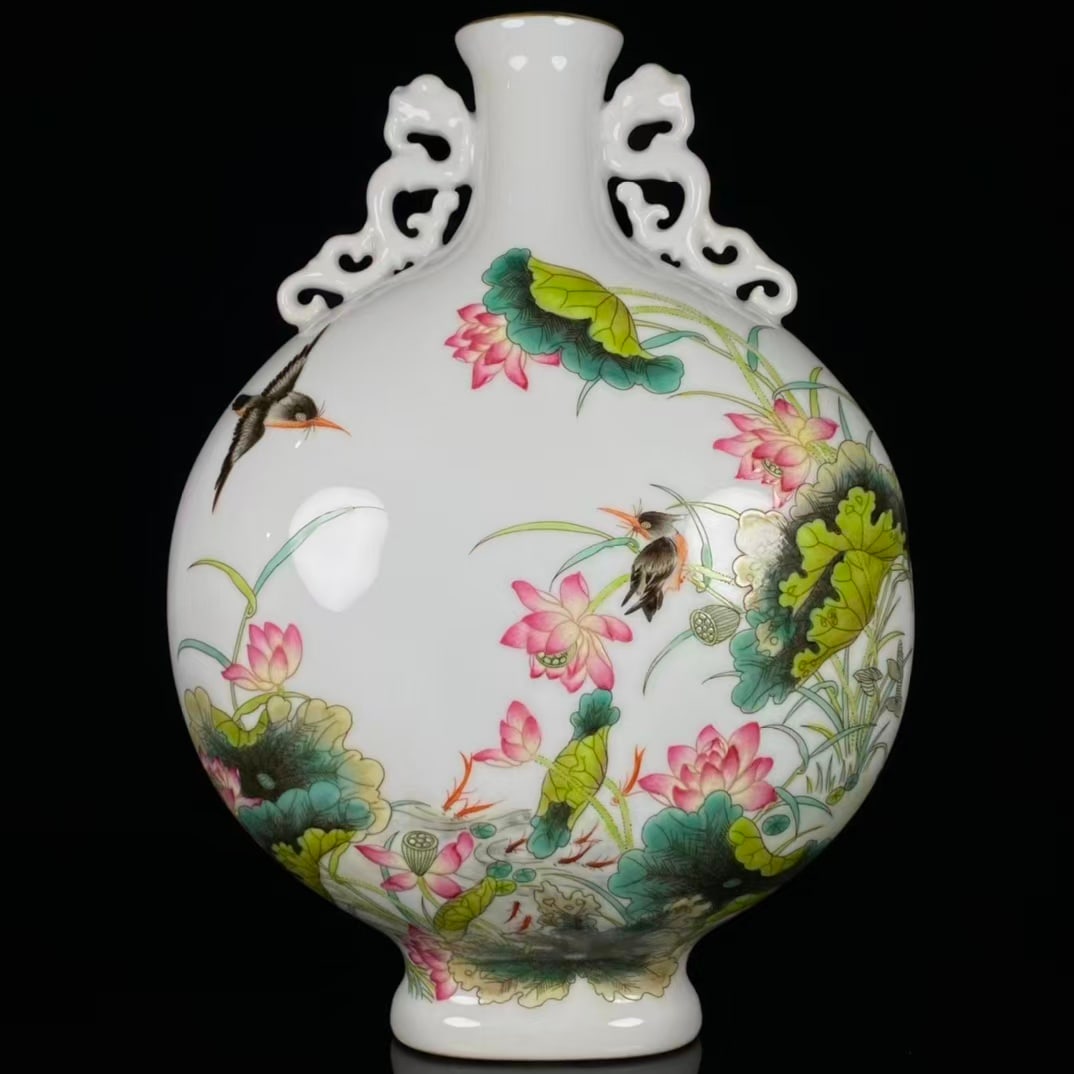 AN ENAMEL 'LOTUS' MOONFLASK: AN ENAMEL 'LOTUS' MOONFLASK Dimensions: 28 x 20.5 cm (11.02 x 8.07 in.). All measurements are approximate.