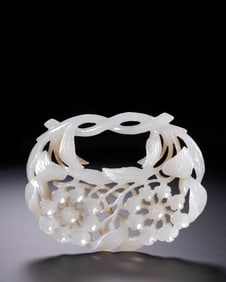 A 'BALL FLOWER' BELT PLAQUE