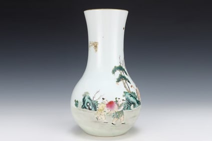 A FAMILLE ROSE 'FIGURES' POMEGRANATE-SHAPED VASE