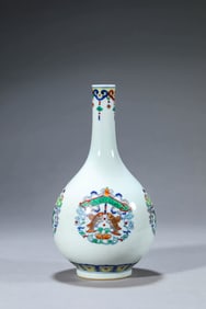 A DOUCAI 'DOUBLE FISH' VASE